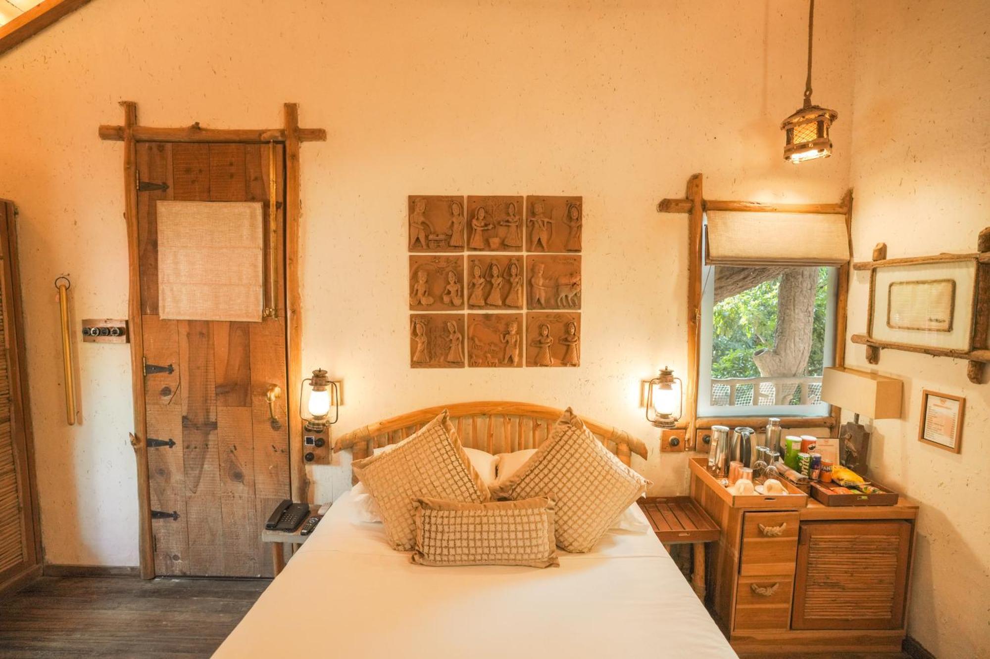 The Den Corbett Resort Chilkiya Range Exterior photo
